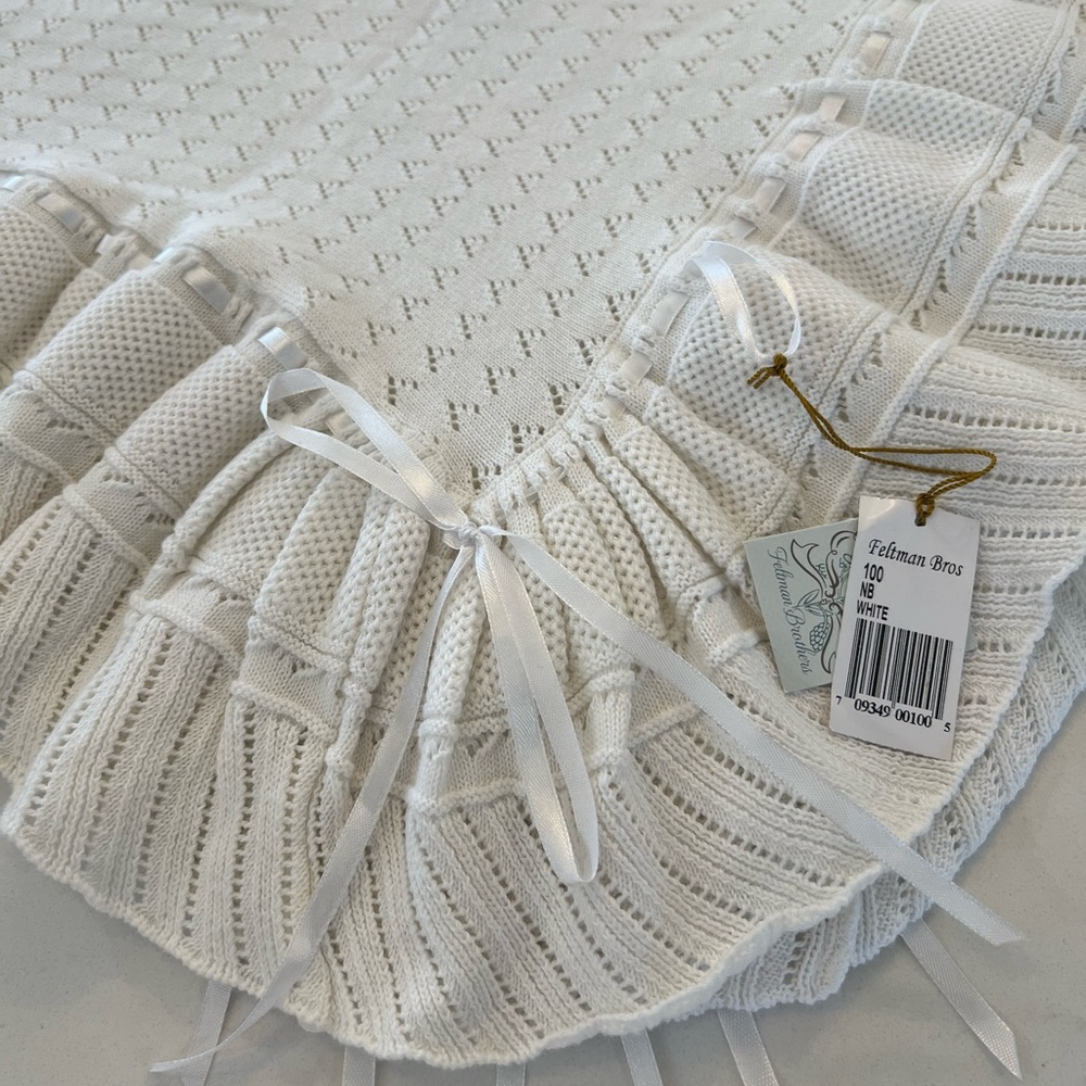 White Knitted Baby Blanket - Picture 2 of 5